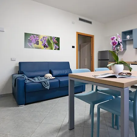 Aparthotel Torre Del Porto 3*