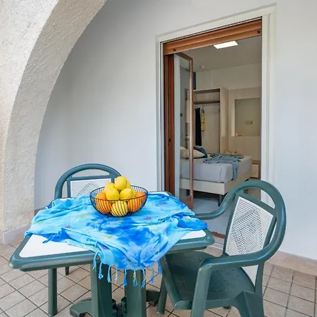 Torre Del Porto Aparthotel Mattinata