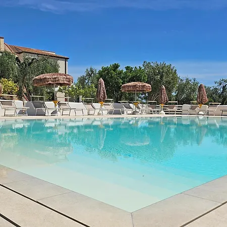 Torre Del Porto Aparthotel 3*